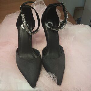 Belk Simpson-Journee Collection Pointed toe Heels